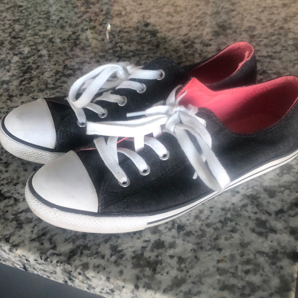 Converse All Star. Size 8.